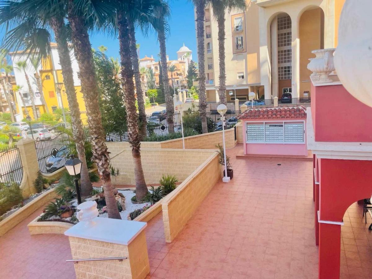 Beach Apartament In トレビエハ エクステリア 写真